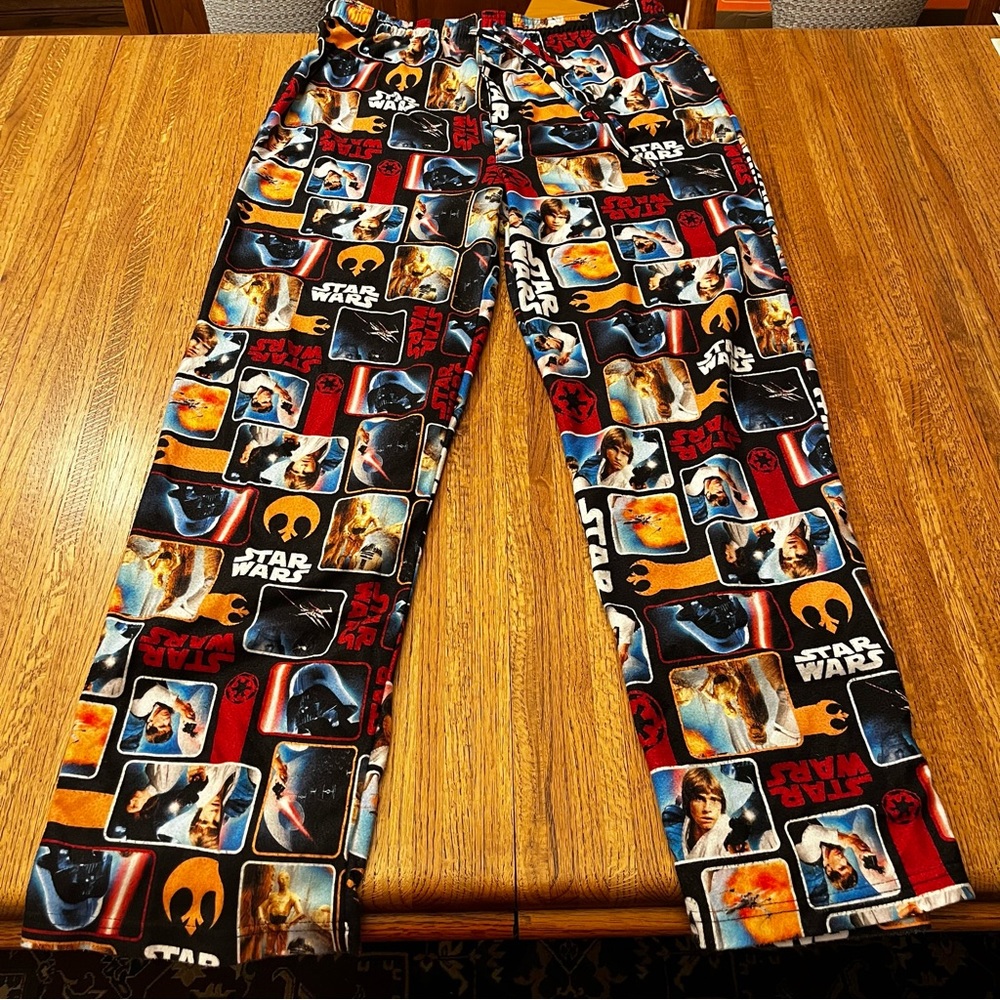 Disney Star Wars Men's Lounge/Pajama Pants Large